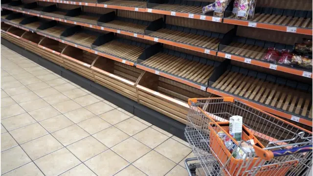 порожній магазин