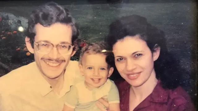 Ben Buulos abbaa isaa Tiim fi harmee isaa Teerez waliin