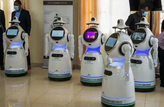 Rọ́bọ́ọ̀tì ní pápákọ̀ òfurufú