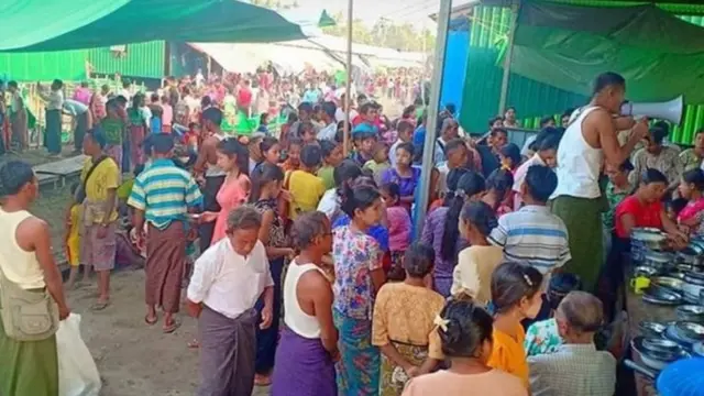 ကျောက်တော်ကို စစ်ဘေးရှောင်ဖို့ ရောက်နေတဲ့ ကုလားတန်မြစ်နားက ရွာသားတွေ