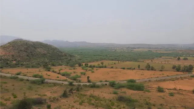 వెలిగొండ ప్రాజెక్టులో నీటిని నిల్వ చేసే ప్రాంతం