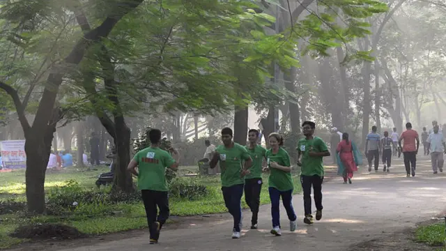 রোজা রাখলে ডায়াবেটিক রোগীদের ব্যায়ামের রুটিনে পরিবর্তন আনার পরামর্শ দিয়েছেন চিকিৎসকরা