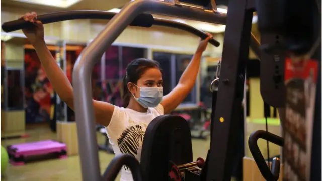 Porno galereyalar eng kop Viagra istemol qiladigan erkaklar videosi