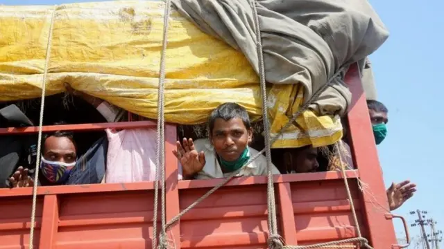 प्रवासी