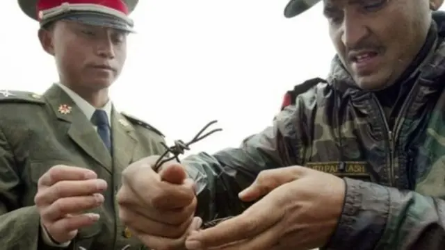 भारत और चीन के सैनिक