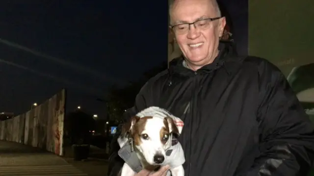 Rodoljub Šabić sa psom Miletom