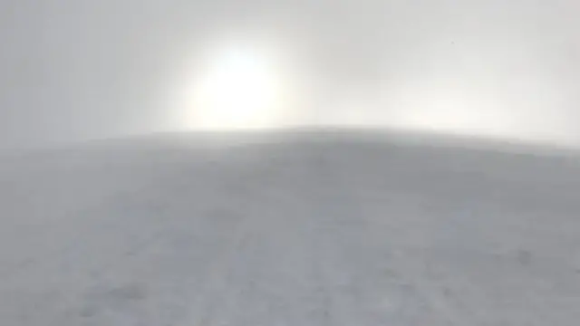 Під час хуртовини видимість падає до кількох метрів й загубитися можна навіть у добре знайомій місцевості. На Гимбі ж спуски на різні сторони гори дуже схожі