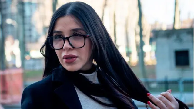 اِما کرونل آیسپورو، ۳۲ ساله