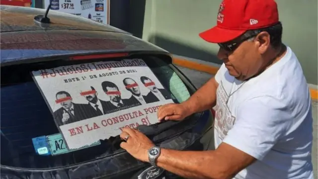 Cartel a favor del sí en la consulta