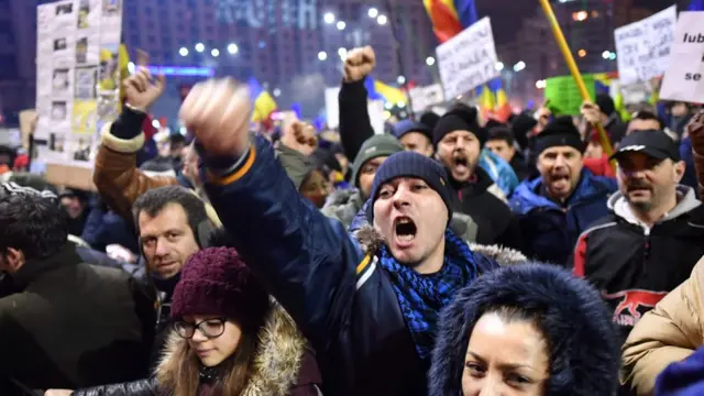 Bükreş'te protestolar