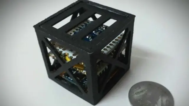 செயற்கைக்கோள் பீட்டா பதிப்பு, செயற்கைகோள் சாதனம் எவ்வளவு சிறிய விளக்குகிறது