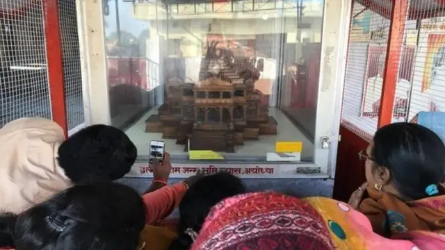 राम मंदिर का मॉडल