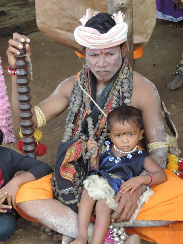 ఆదివాసి