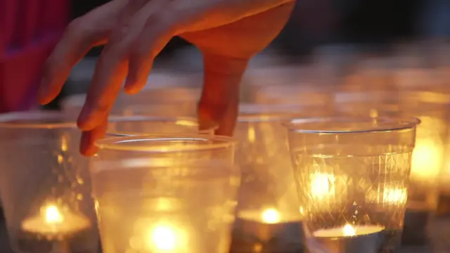 Vela de vigilia por Joey English