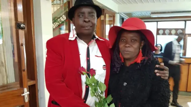 Baadhi ya walemavu wanahisi kuwa wengi wa watu wanawapenda kupitia kile kitu walichonacho, lakini sio mapenzi ya kutoka kwa moyo