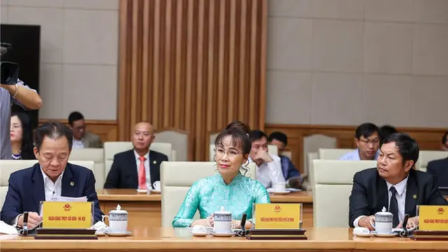 Gần 70 đại biểu là chủ tịch, tổng giám đốc các ngân hàng thương mại đang hoạt động tại Việt Nam dự cuộc gặp mặt với Thủ tướng