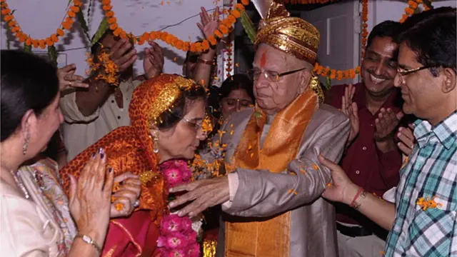 తివారీ, ఉజ్వల వివాహం