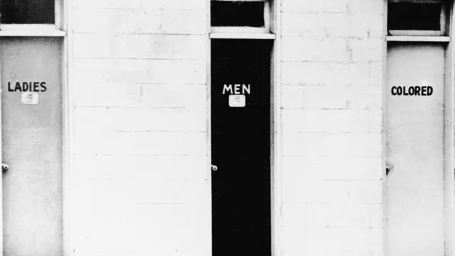 Puertas durante la segregación