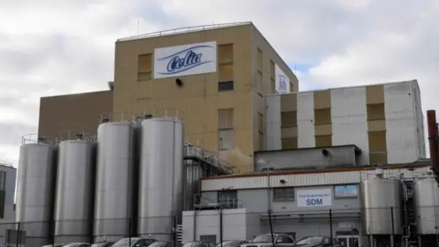 'ලැක්ටලිස්'(Lactalis) සමාගමට එරෙහිව දඩ නියම කළ හැකි බවට ප්රංශ ආණ්ඩුව අනතුරු අඟවයි