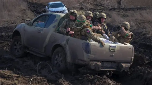 Українські військові на передовій під Бахмутом