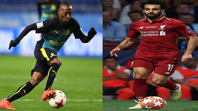 محمد صلاح (يمين) وخاما بيليات (يسار)