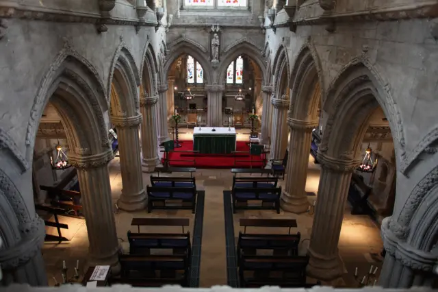 Внутренний вид рослинской часовни