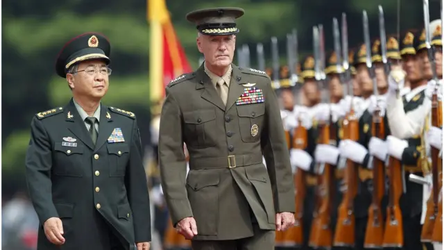 2017年8月,房峰輝在北京八一大樓為來華訪問的美軍參謀長聯席會議主席鄧福德舉行歡迎儀式。