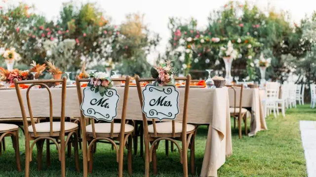 Nous sommes câblés pour mal prendre les invitations refusées, car nous les associons à un sentiment d'exclusion sociale.