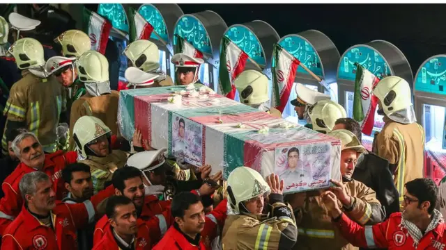 تشییع پیکر آتش نشانان