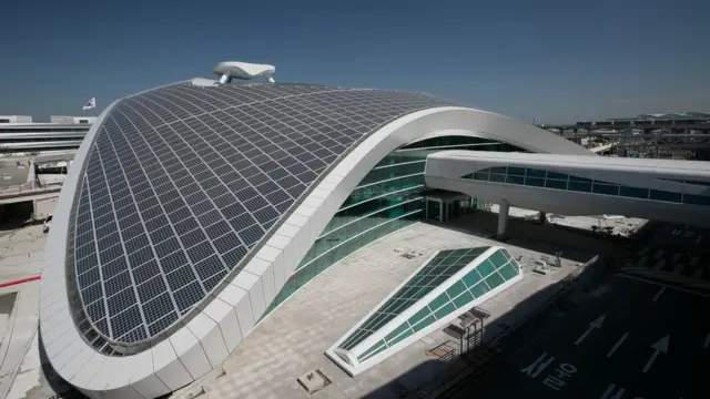 인천공항공사는 취준생 사이에 선호도가 높은 공기업이다