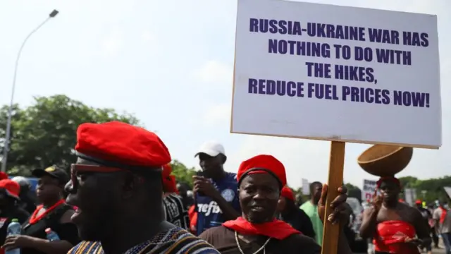 Les participants à cette manifestation anti-gouvernementale au Ghana