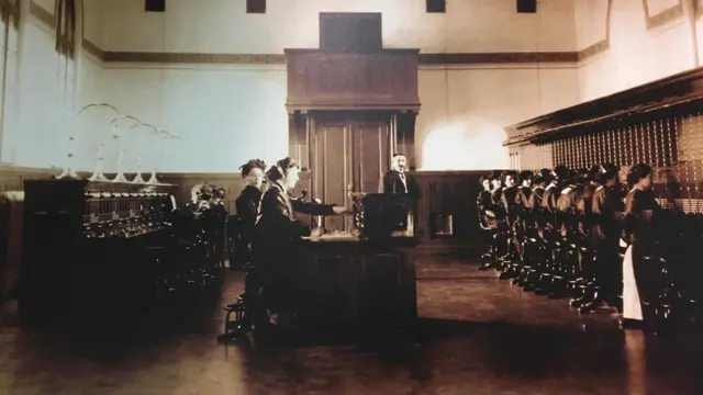 Поштанска централа у Београду почетком 20. века, ПТТ музеј, београд, 2018.