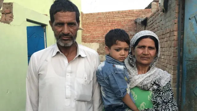 शमशाद आणि मुन्नी