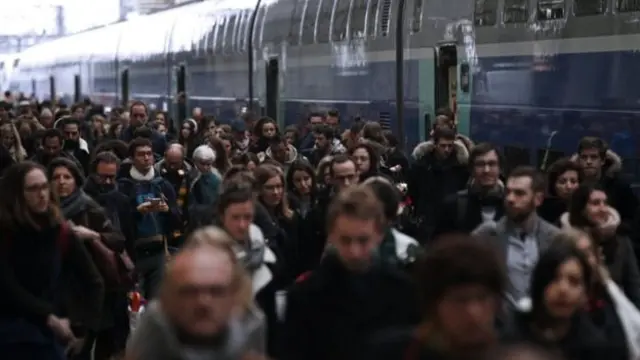 Gužva na železničkoj stanici