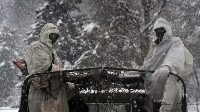 ट्रकमा सवार भारतीय सैनिक