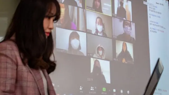 사상 초유의 '온라인 개학'이 지난 9일부터 학년별로 순차적으로 이루어졌다