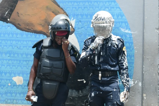 Booliska rabshadaha ka hortaga Senegal oo rinji lagu shubay ka dib dibadbaxyadii ay ardyada kaga soo horjeedeensharciga cusub ee la dagaalanka argagixisada.