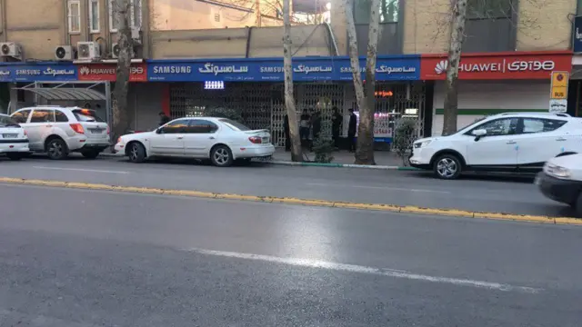 موبایل فروشان فردوسی در تهران
