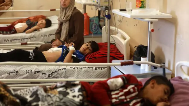 Filistinlilerin büyük bir kısmının tedavi gördüğü El Şifa Hastanesi'nde çocuk yaralılar.