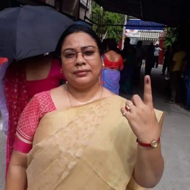 దేబ్‌శ్రీ చౌధరీ