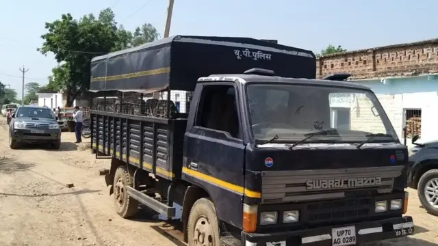 गांव में पुलिस तैनात है