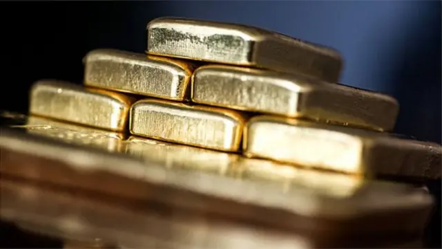 గోల్డ్‌ బిస్కట్స్‌