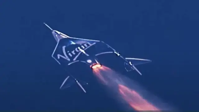 মহাকাশ পানে ছুটছে ভার্জিন গ্যালাকটিকের রকেট।