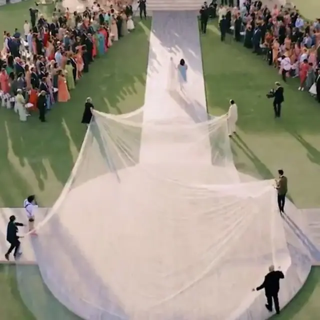 فستان زفاف تشوبرا