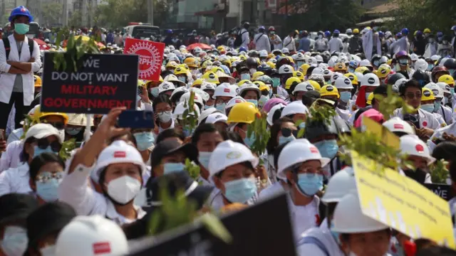 Акция протеста в Мандалае