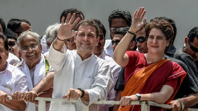 રાહુલ ગાંધી અને પ્રિયંકા ગાંધી