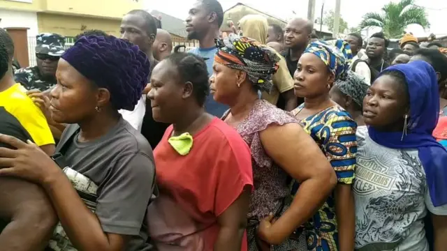 Yadda aka rabawa mutane tallafi a Legas