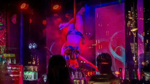 સ્ટ્રિપર્સ