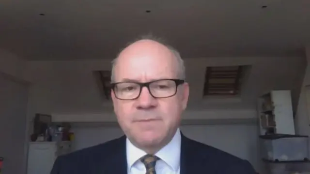 Yargıç Lord Sales oy birliğiyle varılan hükmü video bağlantısıyla açıkladı