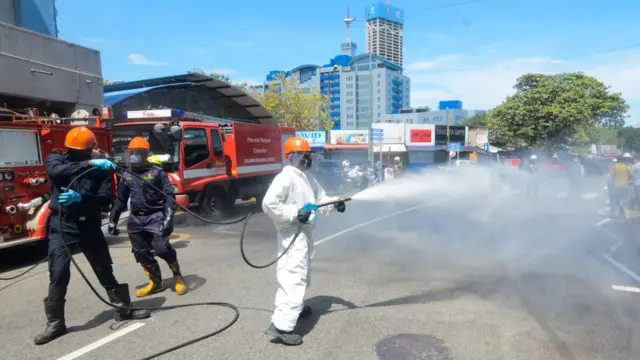 නිරෝධායන කටයුතු